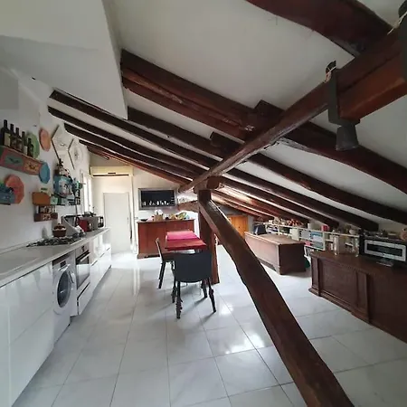 شقة Panoramic Attic In The Historic Center بولونيا